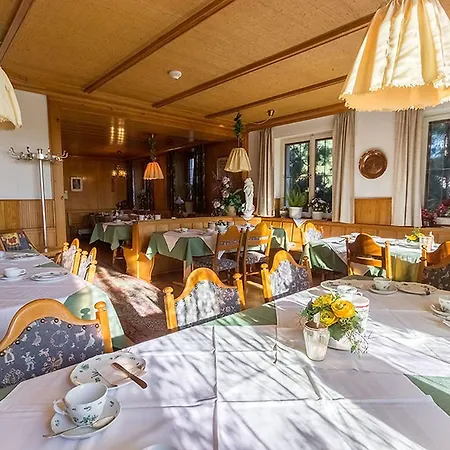 Zum Rebstock Locanda *